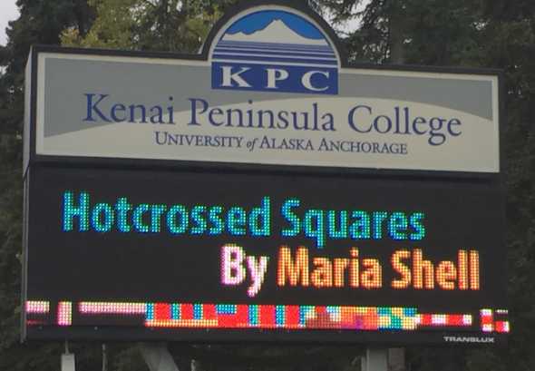 Maria Shell Hot Crossed Squares